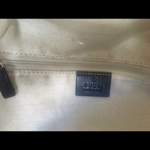 Authentic Gucci Handbag used - Picture 3 of 7